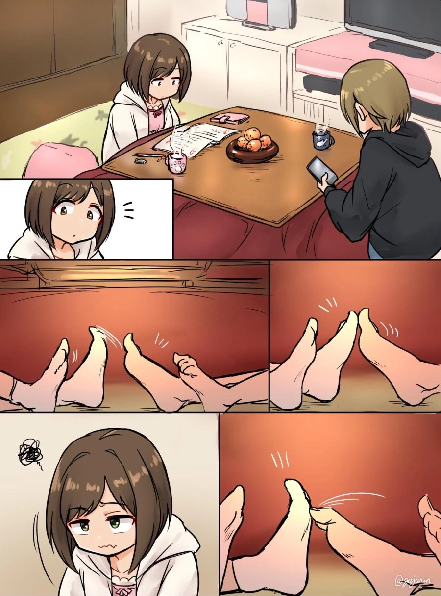 록꾸하게 발장난하는 만화