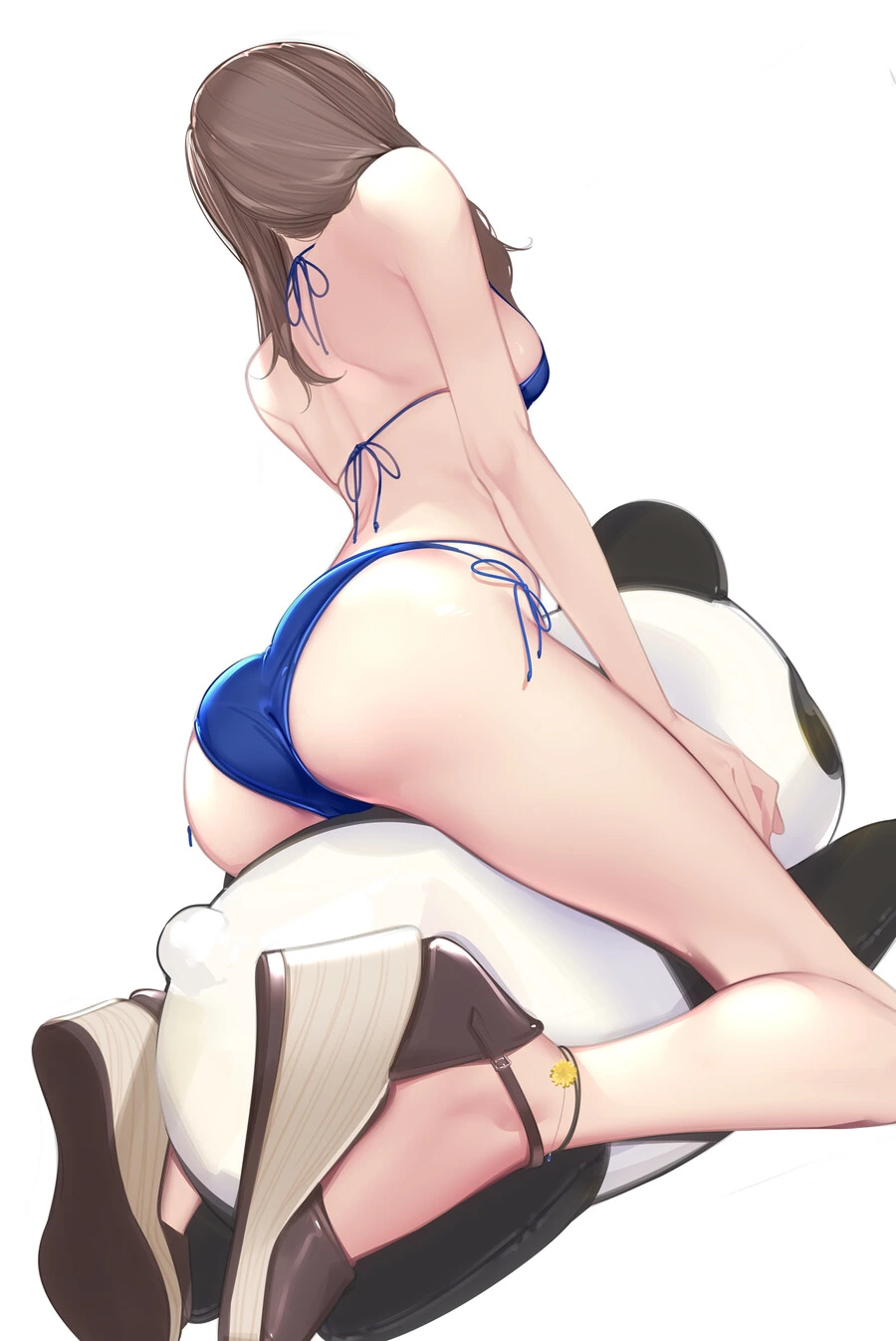 팬더 인형을 덮치는 여자
